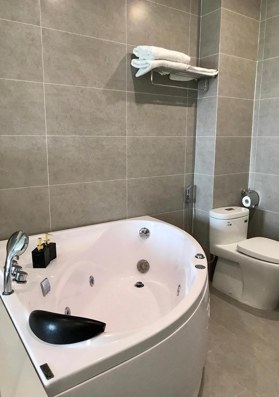 Milash Boutique Hotel 下龍 外观 照片