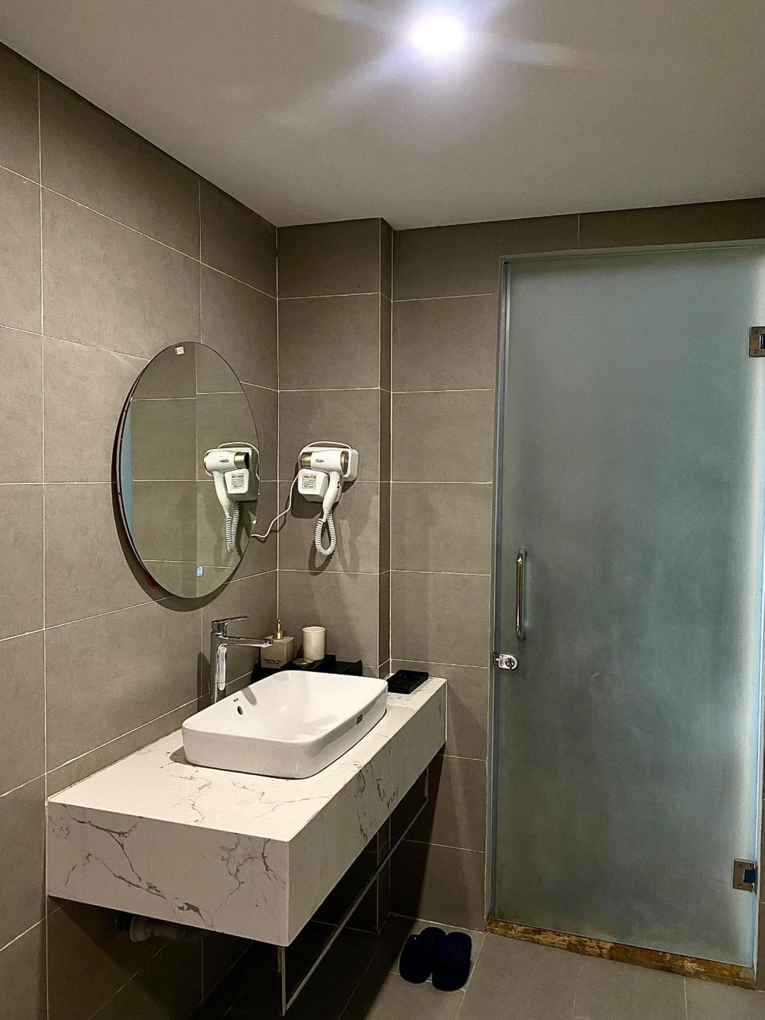 Milash Boutique Hotel 下龍 外观 照片